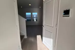 417 Lake Sweetwater Ln, Buda, TX 78610 - Photo 2