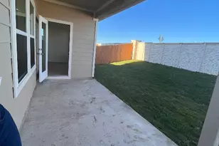 417 Lake Sweetwater Ln, Buda, TX 78610 - Photo 32