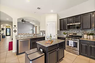 5717 Scenic Lake Dr, Georgetown, TX 78626 - Photo 14