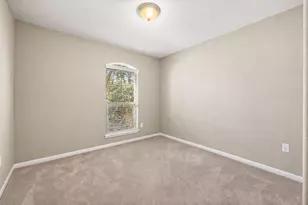 5717 Scenic Lake Dr, Georgetown, TX 78626 - Photo 26