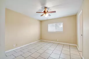 6826 Laguna Norte, San Antonio, TX 78239 - Photo 14
