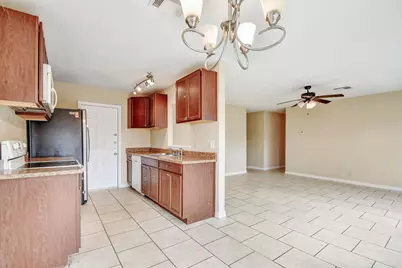 6826 Laguna Norte, San Antonio, TX 78239 - Photo 10