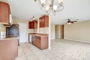 6826 Laguna Norte, San Antonio, TX 78239 - Photo 10