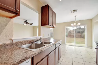 6826 Laguna Norte, San Antonio, TX 78239 - Photo 12