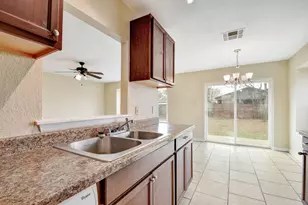 6826 Laguna Norte, San Antonio, TX 78239 - Photo 12