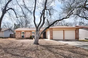 6826 Laguna Norte, San Antonio, TX 78239 - Photo 2