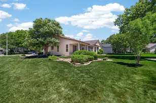 201 Whispering Wind Dr, Georgetown, TX 78633 - Photo 34