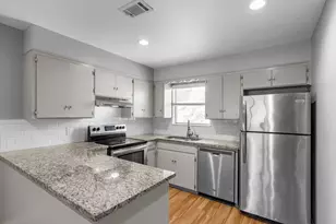 2205 Lanier Dr, Austin, TX 78757 - Photo 4