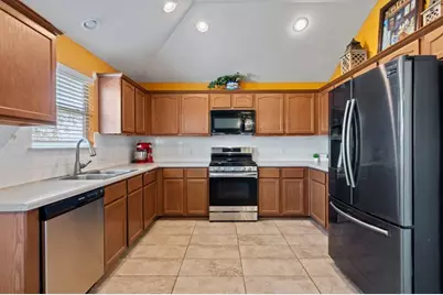 752 Atlantis, Kyle, TX 78640 - Photo 10