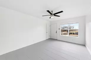 3408 Dolphin Dr, Austin, TX 78704 - Photo 2