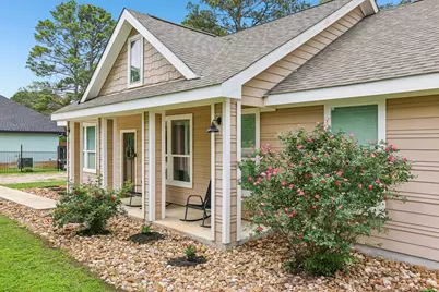 112 Twin Lakes Lane, Bastrop, TX 78602 - Photo 2