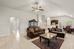 499 Eagle Brook Ln, Buda, TX 78610 - Photo 14