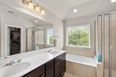 499 Eagle Brook Lane, Buda, TX 78610 - Photo 10