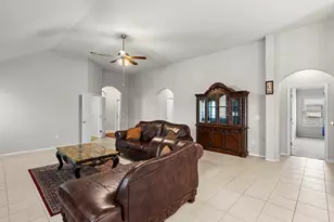 499 Eagle Brook Ln, Buda, TX 78610 - Photo 16
