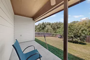 499 Eagle Brook Ln, Buda, TX 78610 - Photo 32