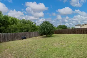 499 Eagle Brook Ln, Buda, TX 78610 - Photo 32