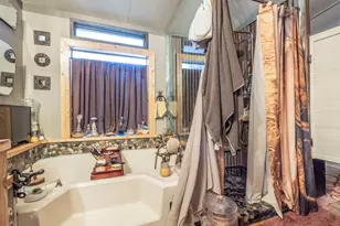 210 W Lakeshore Dr, Dripping Springs, TX 78620 - Photo 10