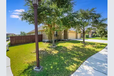 2508 Hilltop Divide Lane, Leander, TX 78641 - Photo 2