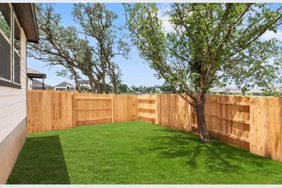 112 Blackfoot Daisy Path, San Marcos, TX 78666 - Photo 24