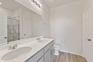 112 Blackfoot Daisy Path, San Marcos, TX 78666 - Photo 4