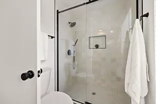 8211 Greenslope Dr, Austin, TX 78759 - Photo 16