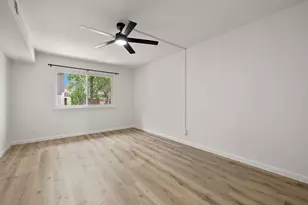 8211 Greenslope Dr, Austin, TX 78759 - Photo 14