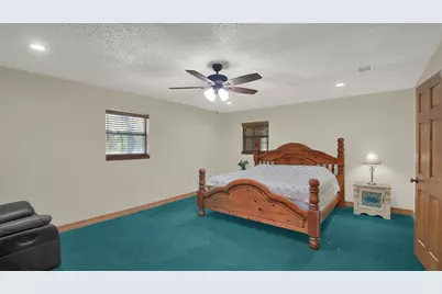 191 Jordan Lane, Elgin, TX 78621 - Photo 16
