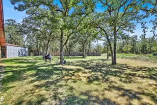 191 Jordan Ln, Elgin, TX 78621 - Photo 20