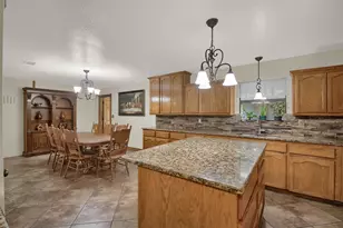 191 Jordan Ln, Elgin, TX 78621 - Photo 8