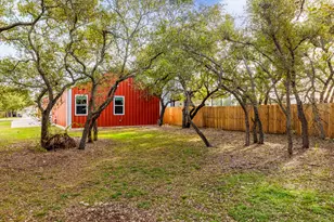 904 Central Blvd, Bertram, TX 78605 - Photo 20