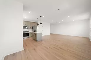 560 Tailwind Dr, Kyle, TX 78640 - Photo 14