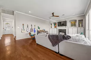 5004 Valburn Ct, Austin, TX 78731 - Photo 10