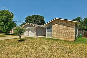 906 Cactus Dr, Round Rock, TX 78681 - Photo 2