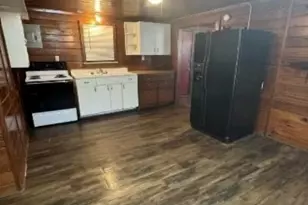 405 N Burleson St, Kyle, TX 78640 - Photo 4