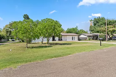 1200 Ash Drive, Marble Falls, TX 78654 - Photo 2