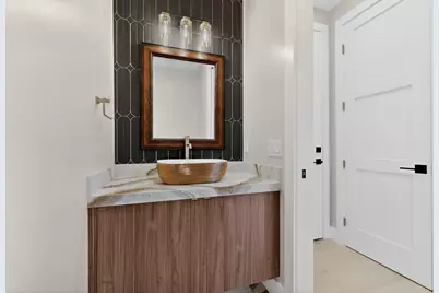 5018 Highland Court, Austin, TX 78731 - Photo 10