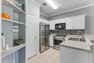 8909 Mountain Shadows Cove, Austin, TX 78735 - Photo 8