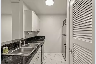 4306 Avenue A #105, Austin, TX 78751 - Photo 4