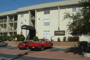 910 Duncan Ln, Austin, TX 78705 - Photo 8