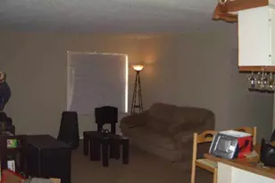 910 Duncan Ln, Austin, TX 78705 - Photo 4