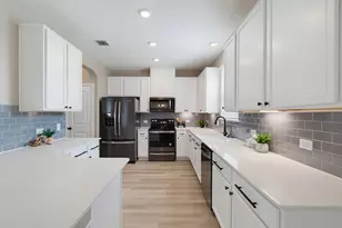 7801 Song Sparrow Dr., Austin, TX 78744 - Photo 4