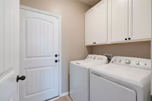 7801 Song Sparrow Dr., Austin, TX 78744 - Photo 18