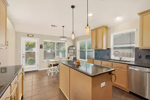 905 Victoria Ridge Dr, Pflugerville, TX 78660 - Photo 12