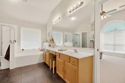 905 Victoria Ridge Drive, Pflugerville, TX 78660 - Photo 18