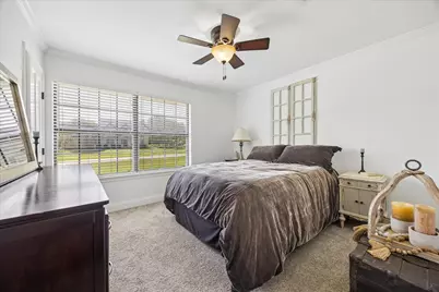 208 Maple Drive, Mountain City, TX 78610 - Photo 16
