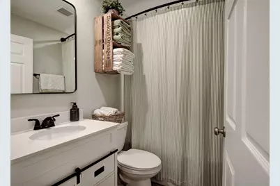504 Hickory Street, Smithville, TX 78957 - Photo 22