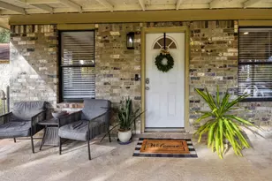 504 Hickory St, Smithville, TX 78957 - Photo 4