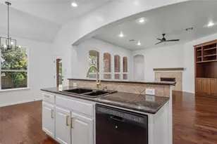 10421 Hansa Dr, Austin, TX 78739 - Photo 14