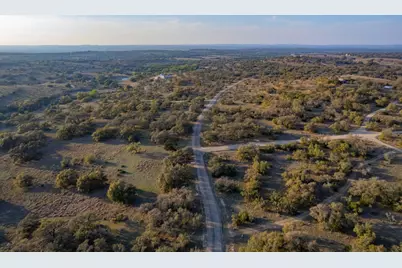 343 Cattle Creek Drive, Johnson City, TX 78636 - Photo 6