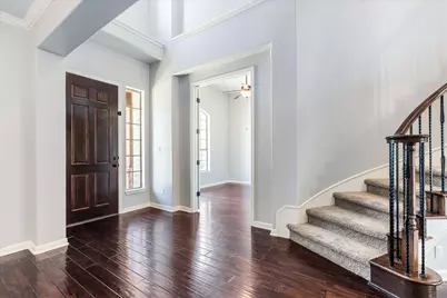 12101 Labrador Bay Court, Austin, TX 78732 - Photo 4